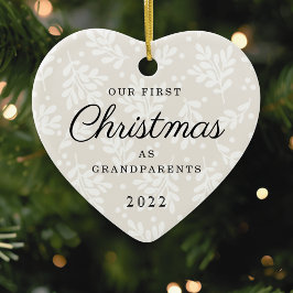 祖父母としてのハート型初めてのクリスマス セラミックオーナメント