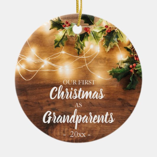祖父母としての木と光の初めてのクリスマス セラミックオーナメント (正面)