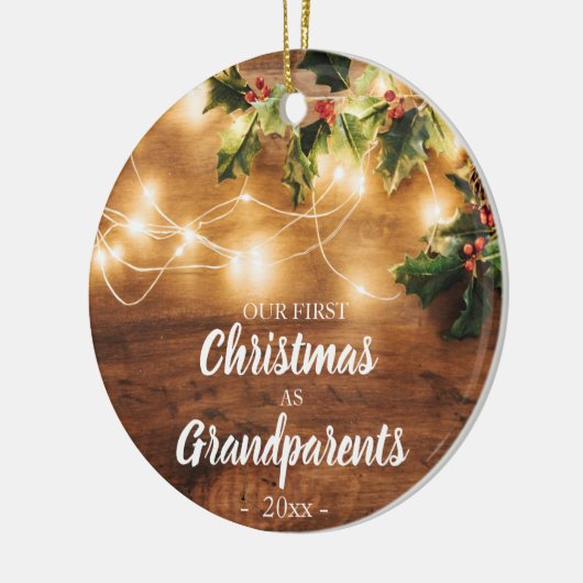 祖父母としての木と光の初めてのクリスマス セラミックオーナメント (左)