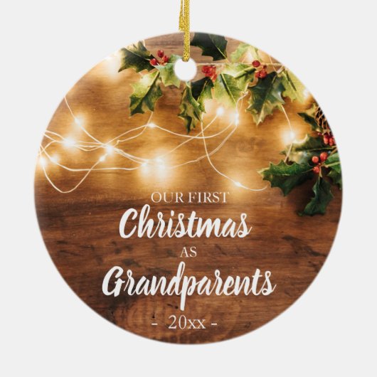 祖父母としての木と光の初めてのクリスマス セラミックオーナメント (裏面)