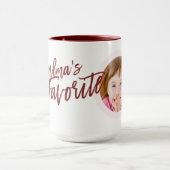 祖父母のおばあちゃんが孫お気に入りのを贈る マグカップ (中央)