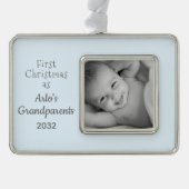 祖父母の第1回のパーソナライズされたクリスマス名写真 シルバープレートフレームオーナメント (正面)