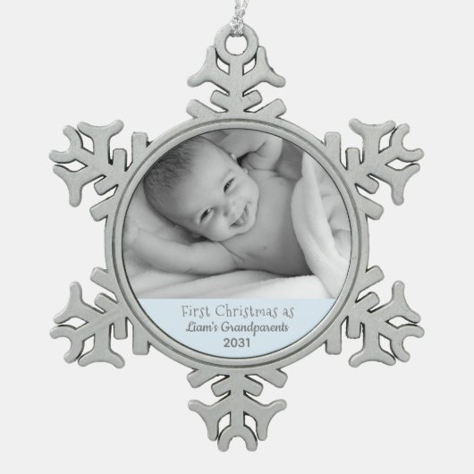 祖父母の第1回クリスマスパーソナライズされた写真 スノーフレークピューターオーナメント (正面)