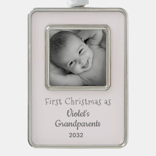 祖父母の第1回パーソナライズされたクリスマス年 シルバープレートフレームオーナメント (正面)