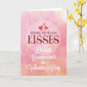 祖父母バレンタインデーの抱擁とキス カード (黄色い花)