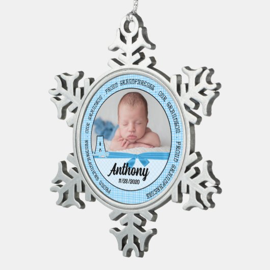 祖父母ベビーブルーモノグラムA スノーフレークピューターオーナメント (右)