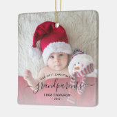 祖父母初めてのクリスマスフォトブラックスクリプト セラミックオーナメント (左)