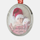 祖父母初めてのクリスマスフォトブラックスクリプト メタルオーナメント (左)