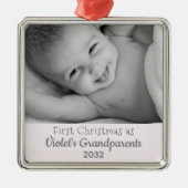 祖父母1stクリスマスのパーソナライズ名写真 メタルオーナメント (正面)