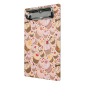 祝いのカップケーキからのパターン ミニクリップボード (アングル2)