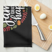 祝福された感謝に満ちた家族の感謝祭の食事 キッチンタオル (四つ折り)