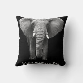 祝象の日:威厳のあるデザイン クッション