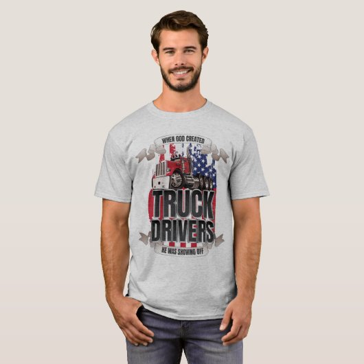 神おもしろいがトラック運転手アメリカ国旗を作成 Tシャツ (正面フル)