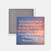 神が善い聖書の聖句のために働くすべてのもの マグネット (正面/裏面)