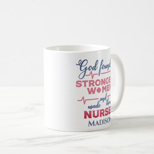 神が強い女性を見つけたナース コーヒーマグカップ (正面右)