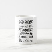 神が最強の女性を見つけ人事顧問に コーヒーマグカップ (中央)