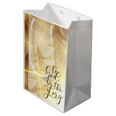 神が栄光のクリスマスツリーの星になる ミディアムペーパーバッグ (裏面アングル)