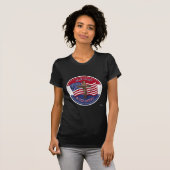 神と国のために – 十字架50星アメリカ国旗 Tシャツ (正面フル)