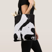 神と宇宙とつながるミニマルな人間 トートバッグ (クローズアップ)