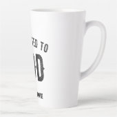 神に捧げるカスタマイズ可能カッコいいな黒い文字 カフェラテマグ (右)