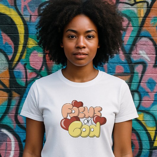 神に焦点を当てる - ハート Tシャツ