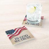 神に私たちはアメリカ国旗のガラスのコースターを信頼する ガラスコースター (アングル)