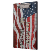 神に私たちはバーンドボ素朴ードアメリカ国旗を信頼する クリップボード (左)