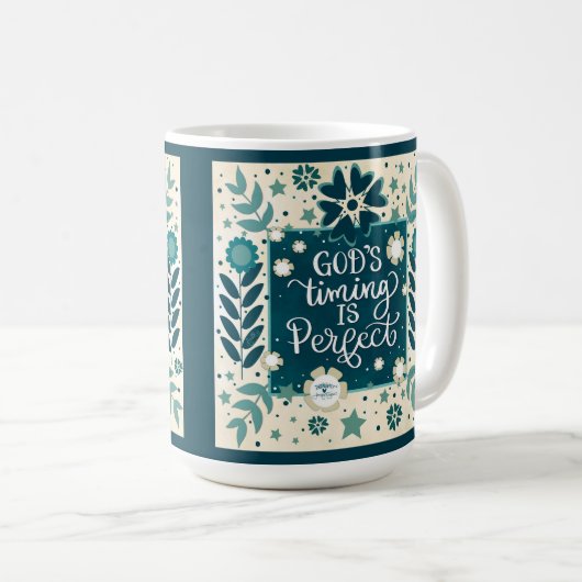 神のタイミングティール（緑がかった色）ブルーインスパイアの引用文インスピリチュアリティ コーヒーマグカップ (正面右)