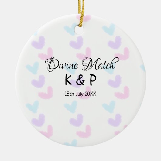神の一致を追加カップル名の文字のハートパターン セラミックオーナメント (正面)
