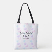 神の一致を追加カップル名の文字のハートパターン トートバッグ (裏面)