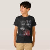 神の下の一つの国家 トランプ 2024 神 アメリカ国旗 Tシャツ (正面フル)