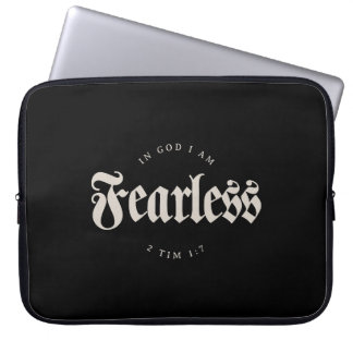 神の中で私は恐れを知らない2ティム1:7クリスチャン ラップトップスリーブ