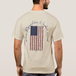 神の入れ墨の旗の下はっきりしたにある共和国 Tシャツ