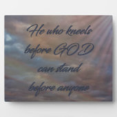 神の前にひざまずく人 フォトプラーク (正面)