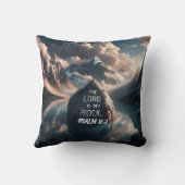 神の堅さ:主は私の岩 クッション (裏面)
