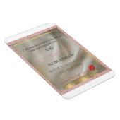 神の女性らしさを思い起こさせる マグネット (右側)