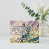 神の引用文:ロム。8:28 - – 神は善のために働く ポストカード (スタンド正面)