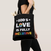神の愛はすべての人を包み込む LGBTプライド月間 トートバッグ (クローズアップ)