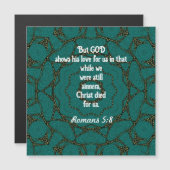 神の愛聖なる書物、 経典引用文ローマ5:8 (正面/裏面)