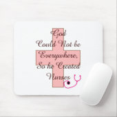 神はどこでも看護しますピンクの十字をできませんでした マウスパッド (マウス)