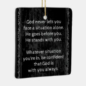 神は常にあなた方と共にあり、決して一人ではない セラミックオーナメント (右)