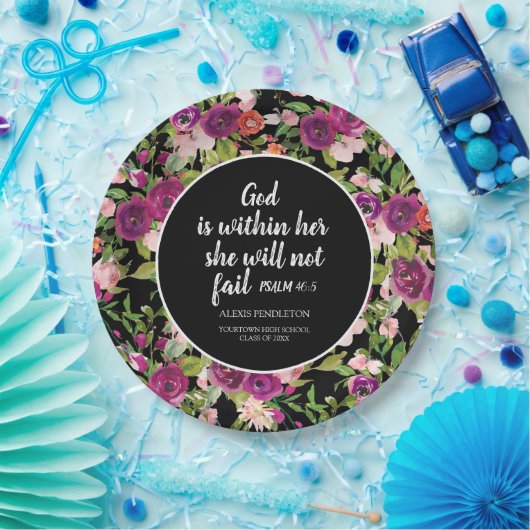 神は彼女のキリスト教の卒業クラスの中にある ペーパープレート (パーティー)