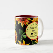 神は彼女の内にあり、彼女はヒマワリ秋しない ツートーンマグカップ (正面右)