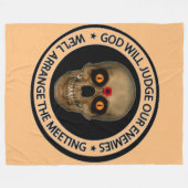 神は我らの敵を裁く フリースブランケット (正面(横))