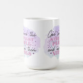 神は最強の民を見つけてナース コーヒーマグカップ (中央)