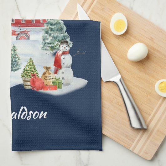 神は私たちの農場クリスマスファームシーンを祝福 キッチンタオル (四つ折り)