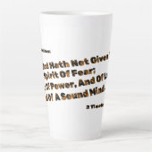 神は私たち与えに恐怖の精神を持たない カフェラテマグ (正面)