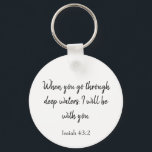 神は、あなた方の聖書の聖句とともにある キーホルダー<br><div class="desc">美しい聖なる書物、 経典で、このキーチェーンは「深いの水を通るとき、私はあなたと一緒になる」を特徴としている。 愛し素晴らした人への贈り物、今日注文!</div>