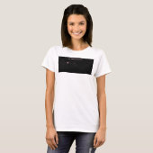 神イエスは愛の中で翻訳される Tシャツ (正面フル)