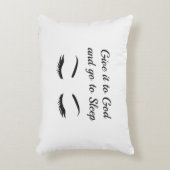 神与えに向かって眠る アクセントクッション (正面(垂直))